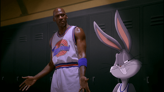 une image du film space jam de 1996 avec Michael Jordan et Bugs Bunny